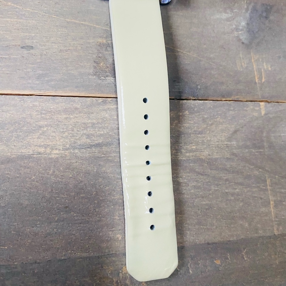 Tory Burch Cream and Gold Lady watch - Picture 8 of 8